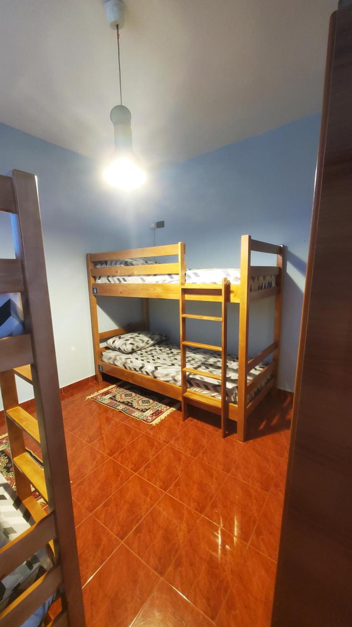 Traveler Hostel Shkodër Rum bild