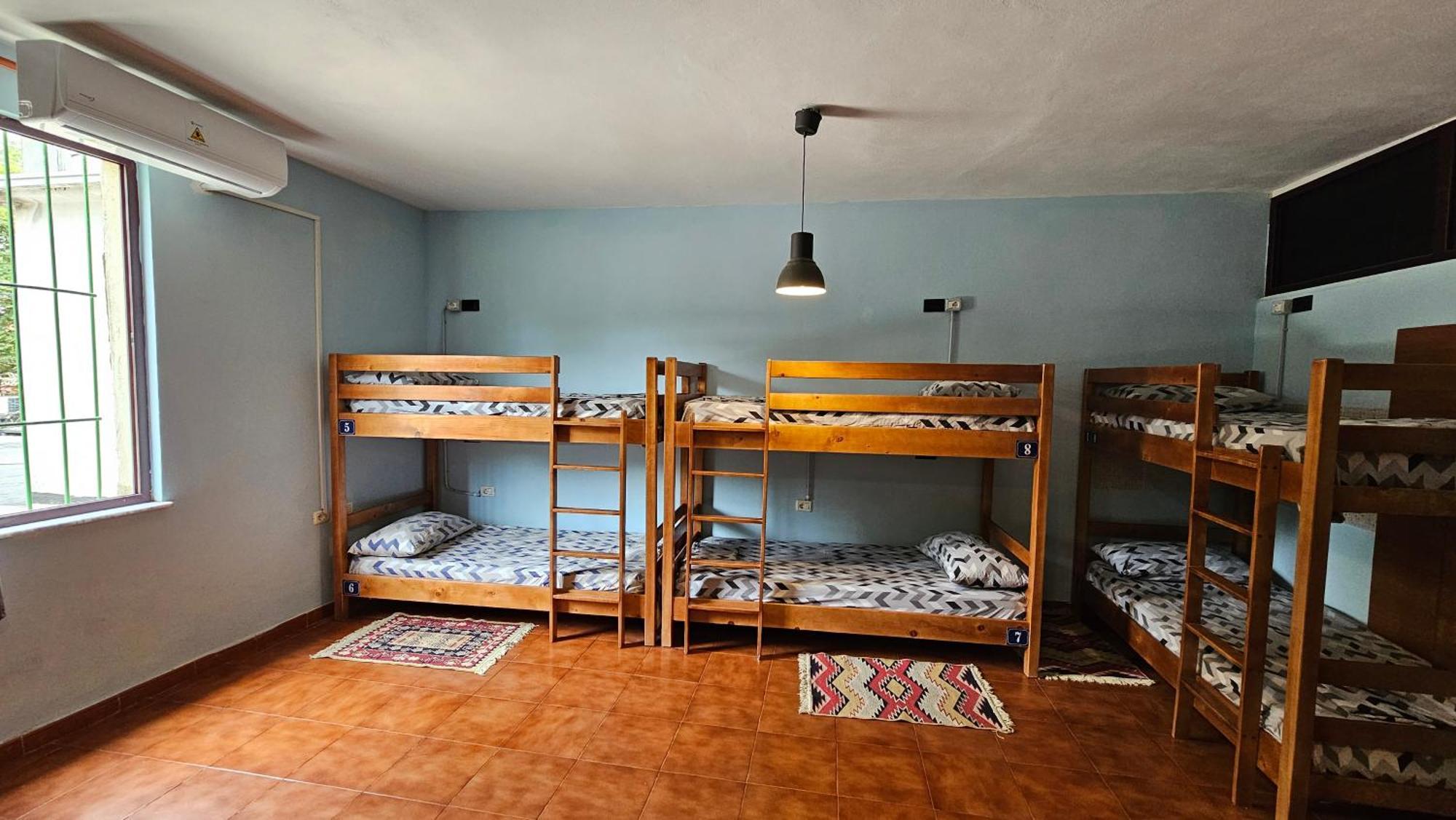 Traveler Hostel Shkodër Exteriör bild