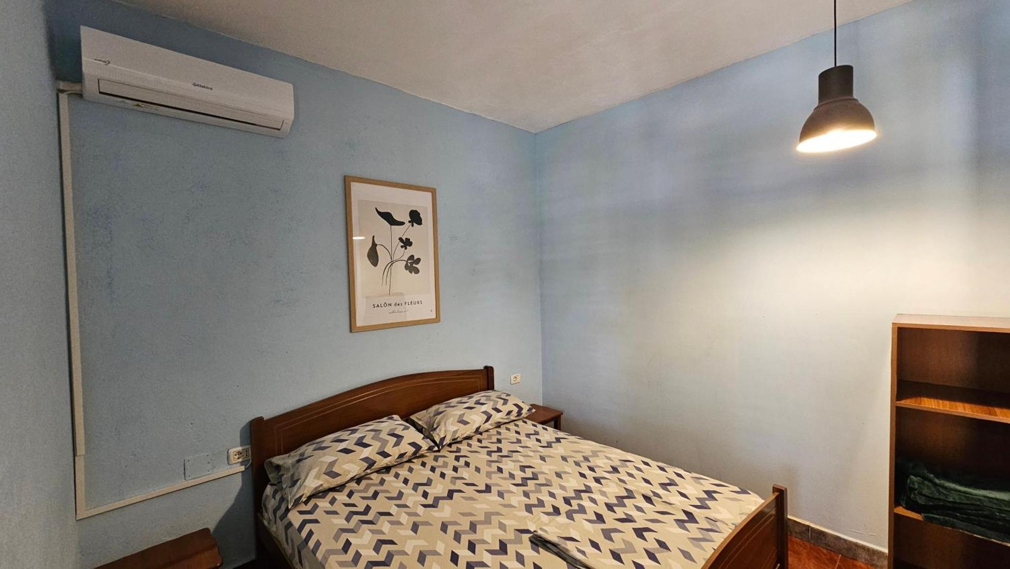 Traveler Hostel Shkodër Exteriör bild