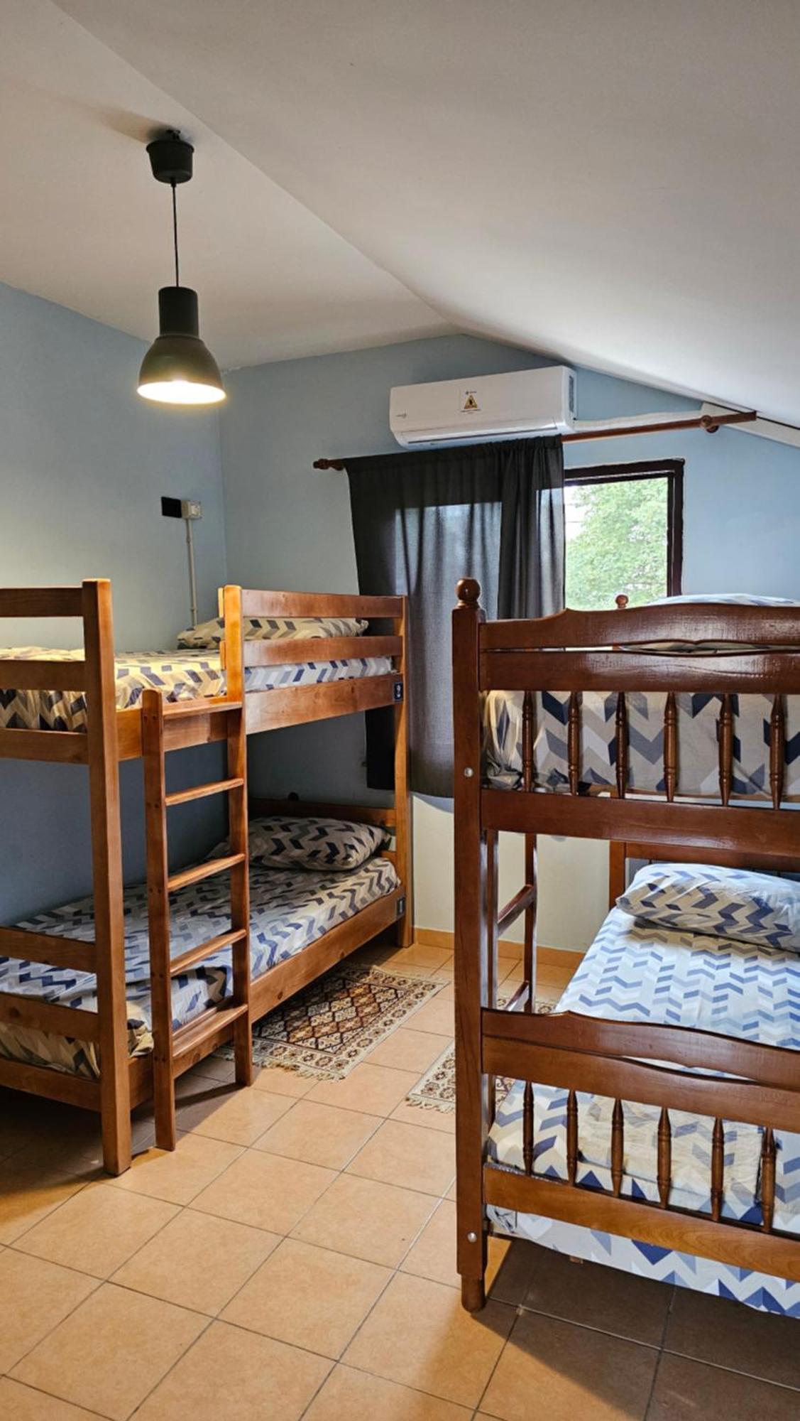 Traveler Hostel Shkodër Exteriör bild