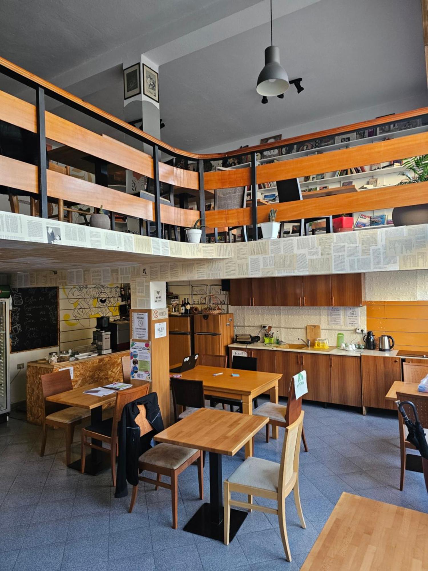 Traveler Hostel Shkodër Exteriör bild